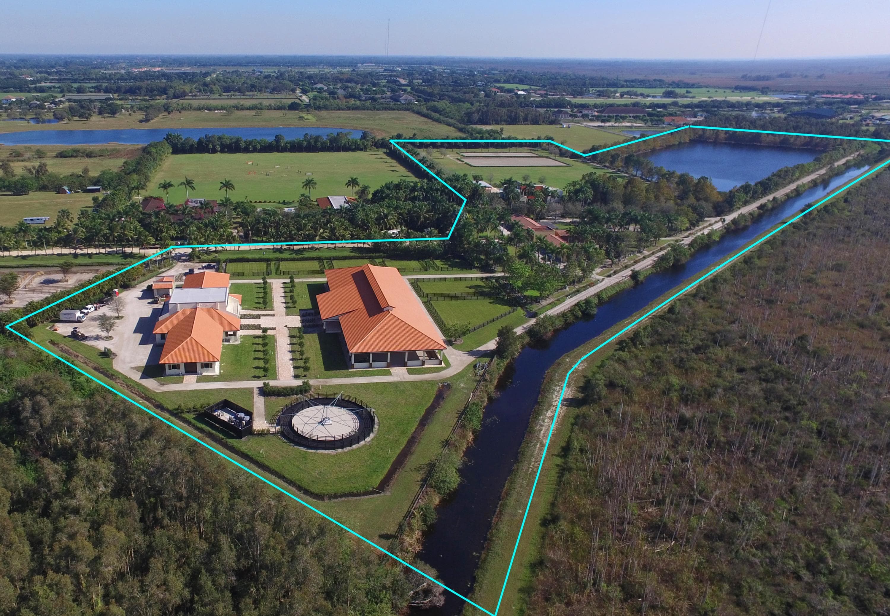 5421 & 5800 Las Palmas Avenue — photo 1