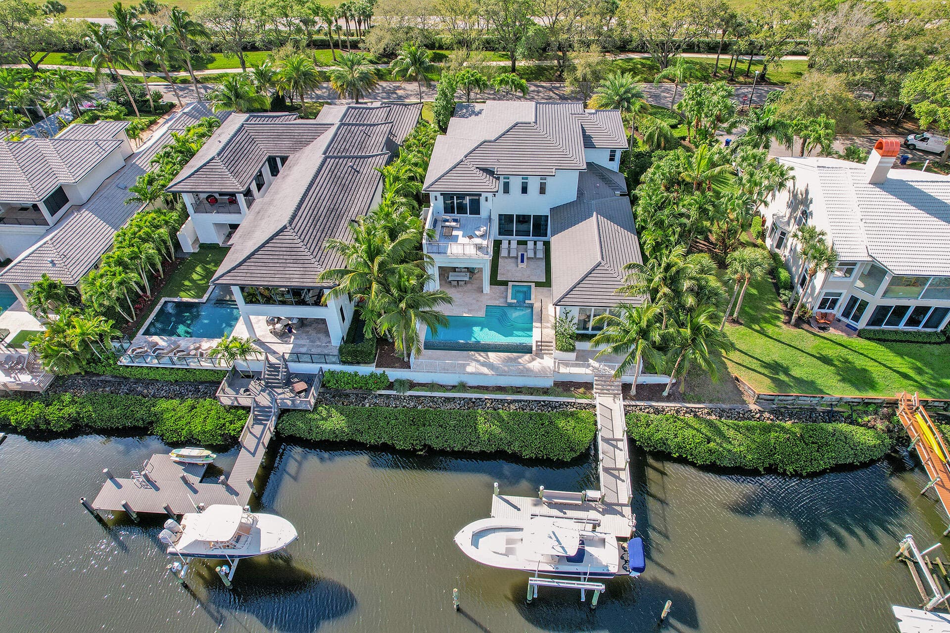 300 Eagle Drive — photo 1