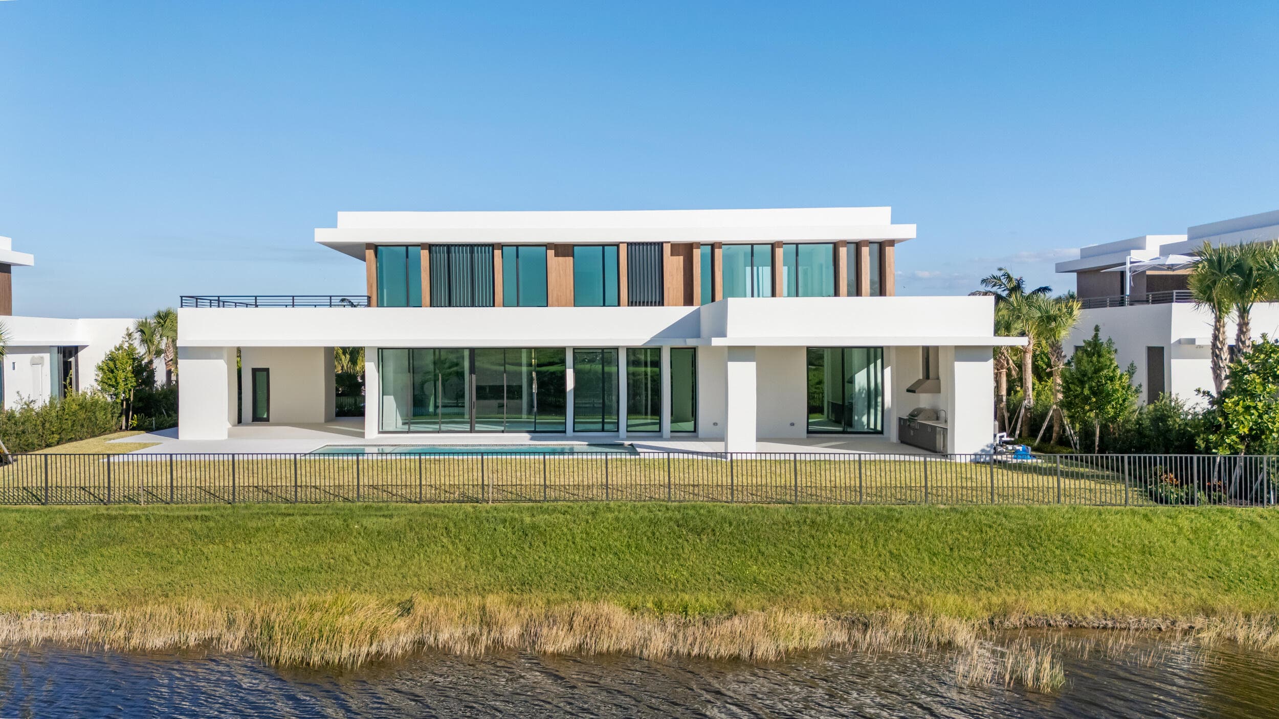 10947 Monte Rosa Drive — photo 1