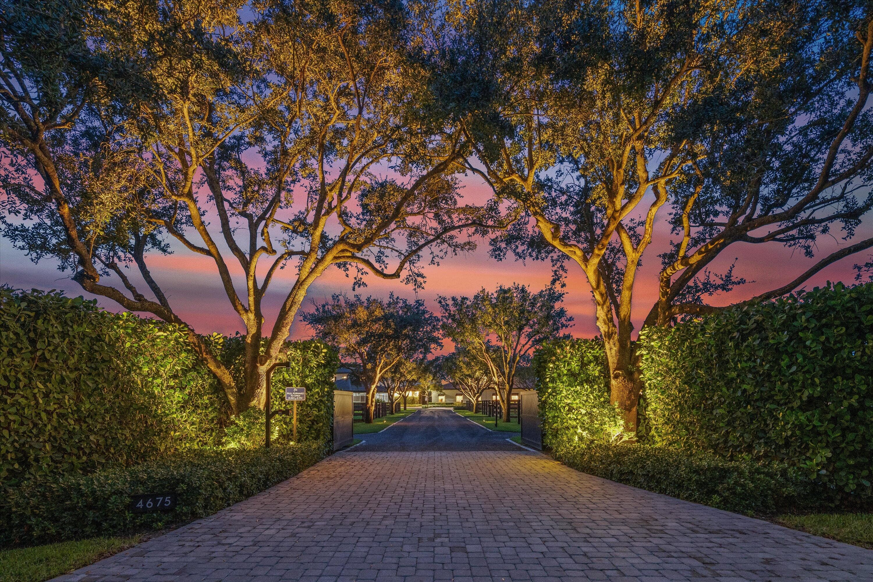 4675 Stables Way — photo 1