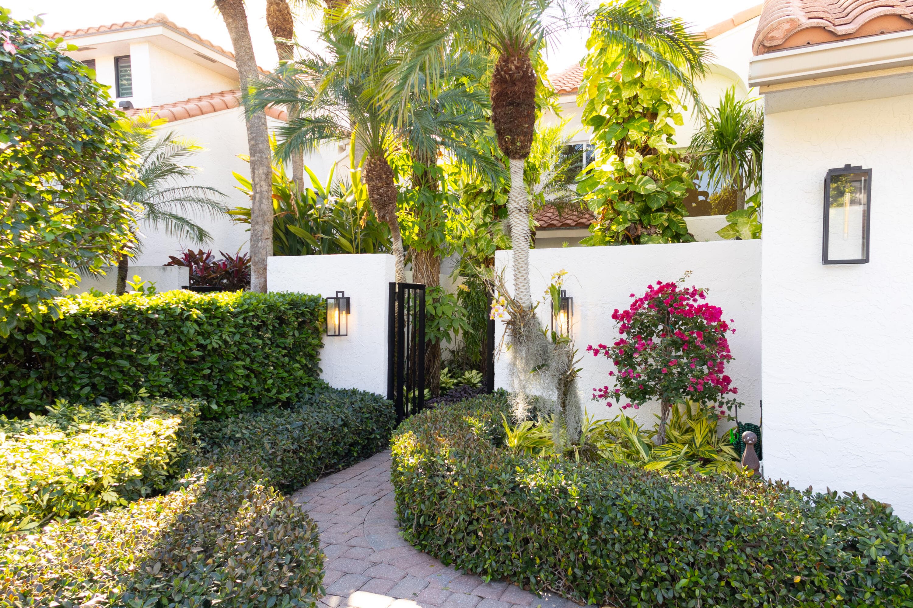 2531 Windsor Way Court — photo 1