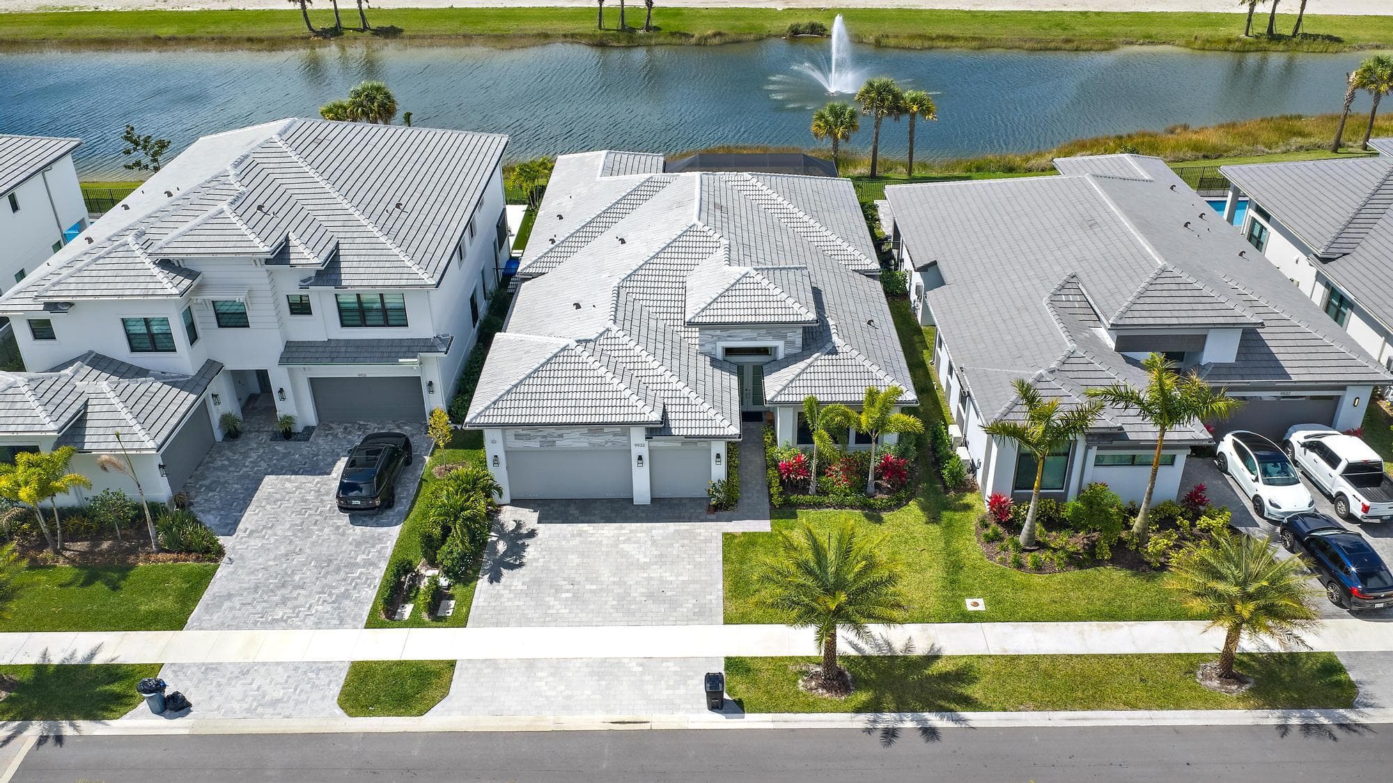 9933 Migration Point — photo 1