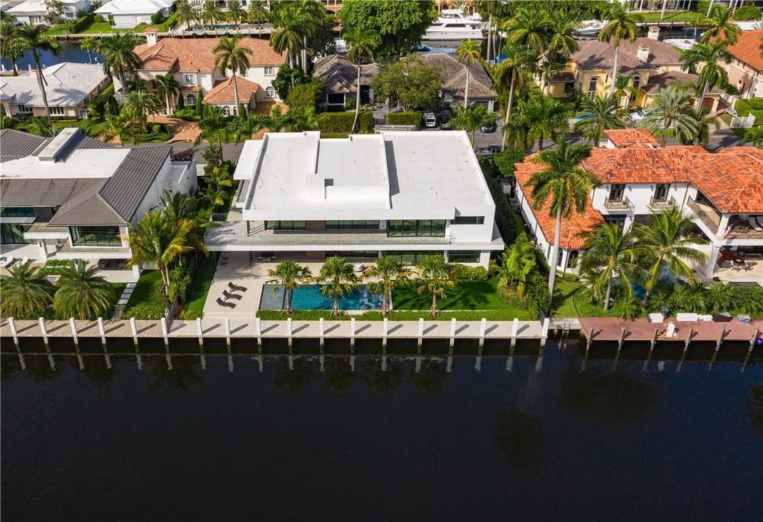 188 Nurmi Drive — photo 1