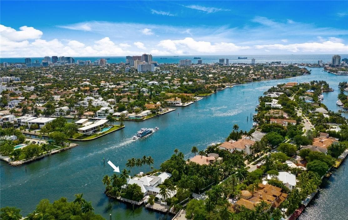 1601 SE 7th Street — photo 1