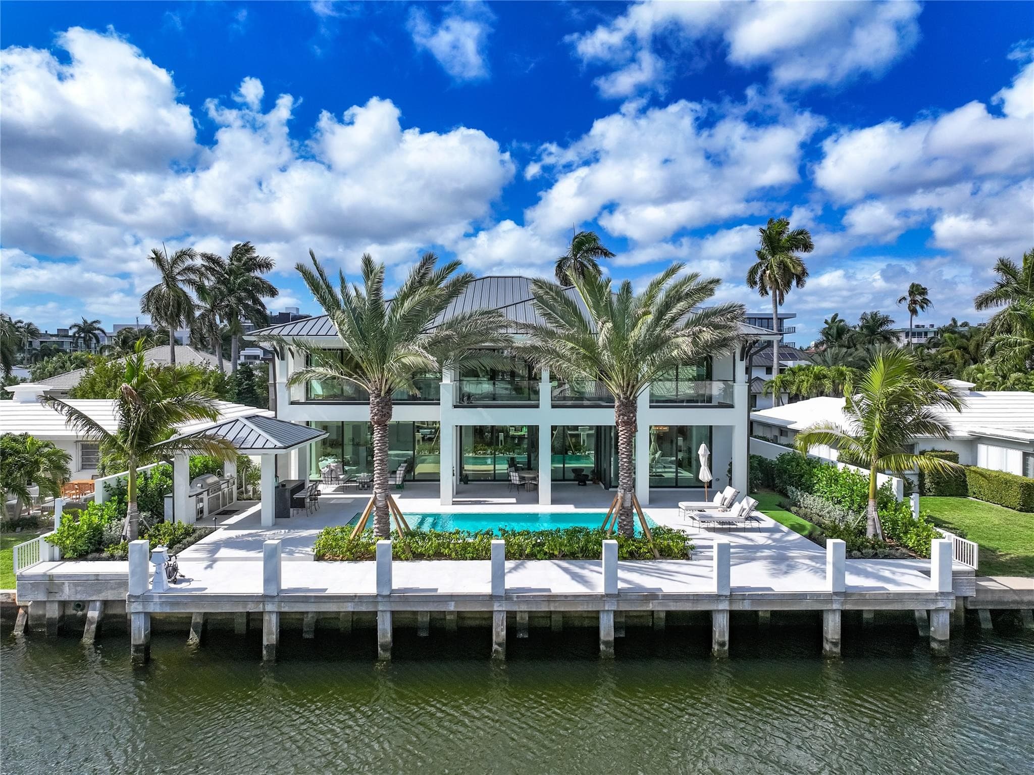 144 Fiesta Way — photo 1