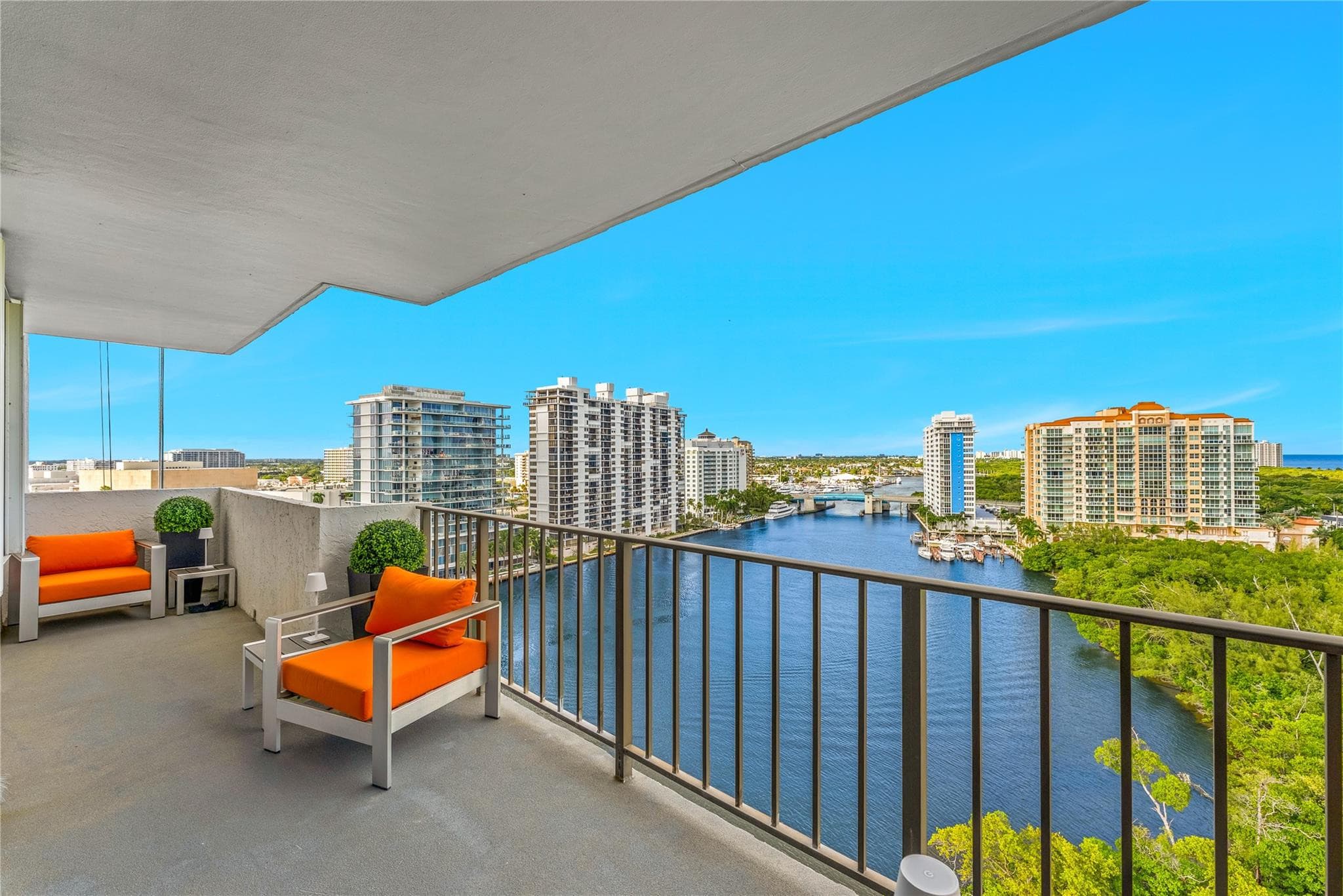 777 Bayshore Drive 1501 — photo 1