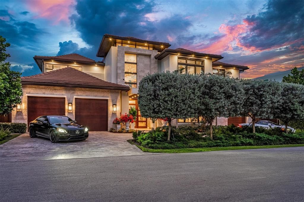 70 Isla Bahia Drive — photo 1