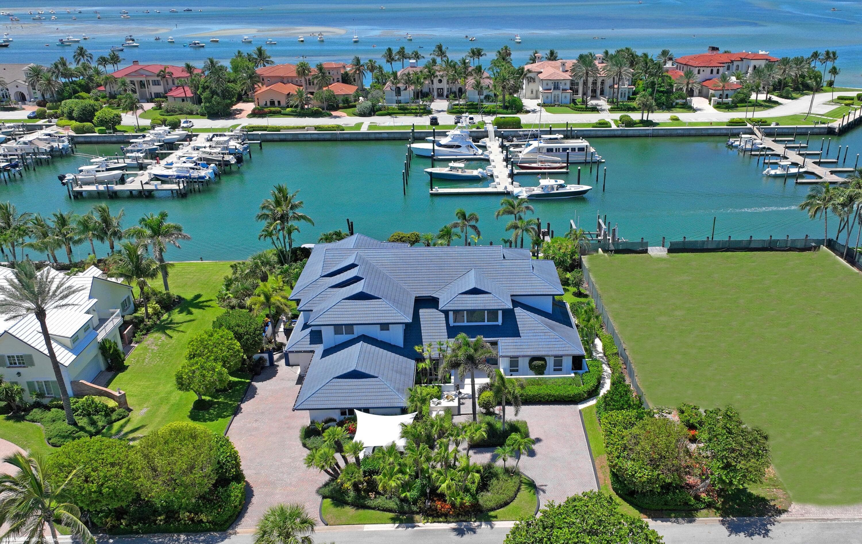 6819 SE South Marina Way — photo 1