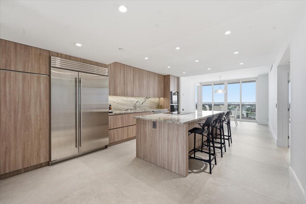 3100 N Ocean Boulevard N 1902 — photo 1