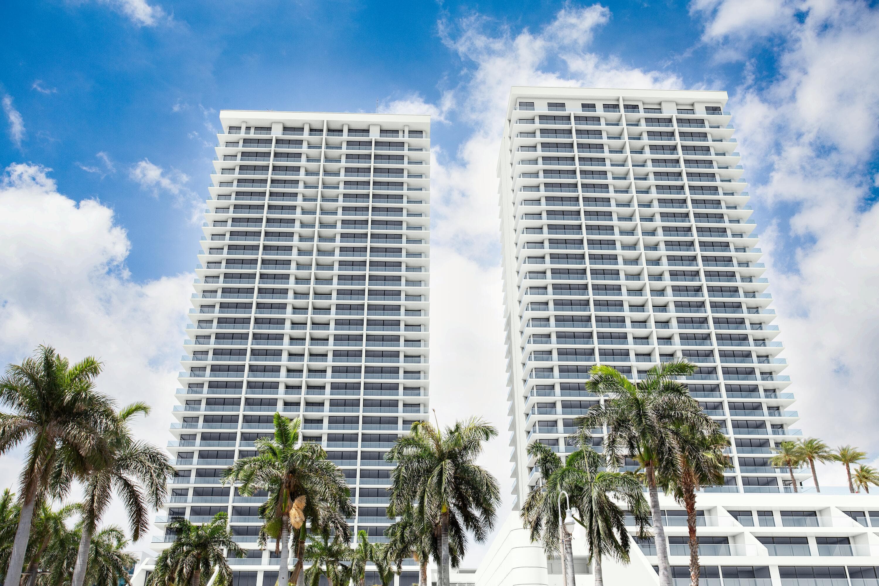 529 S Flagler Drive 26h — photo 1