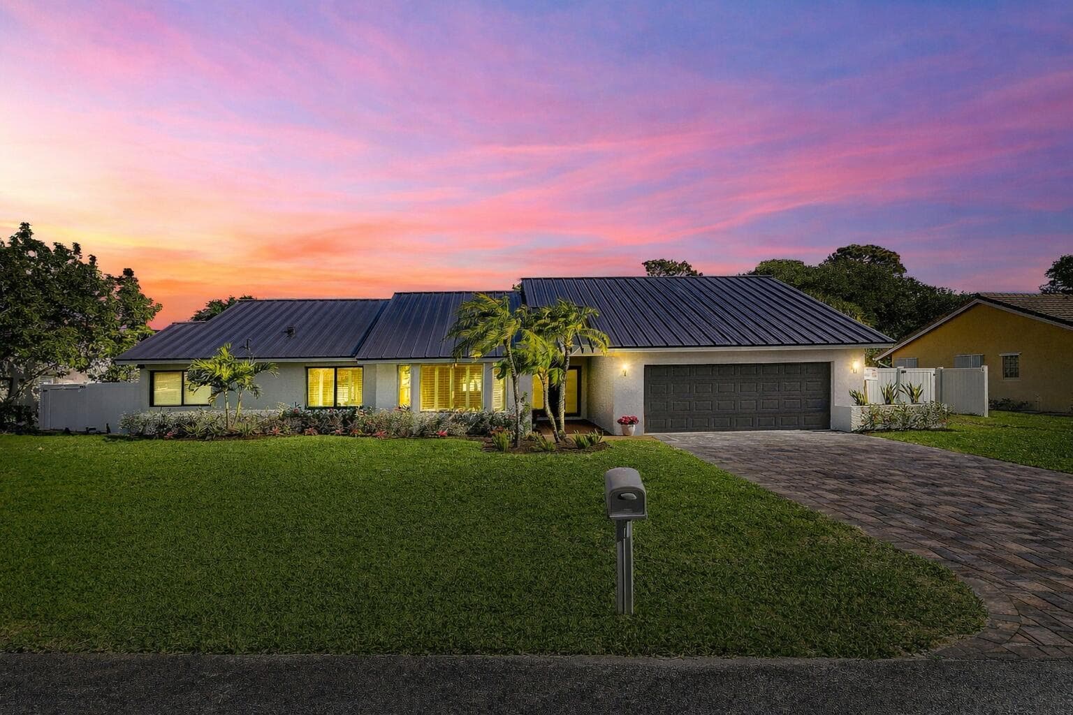 3527 SW 23rd Street — photo 1