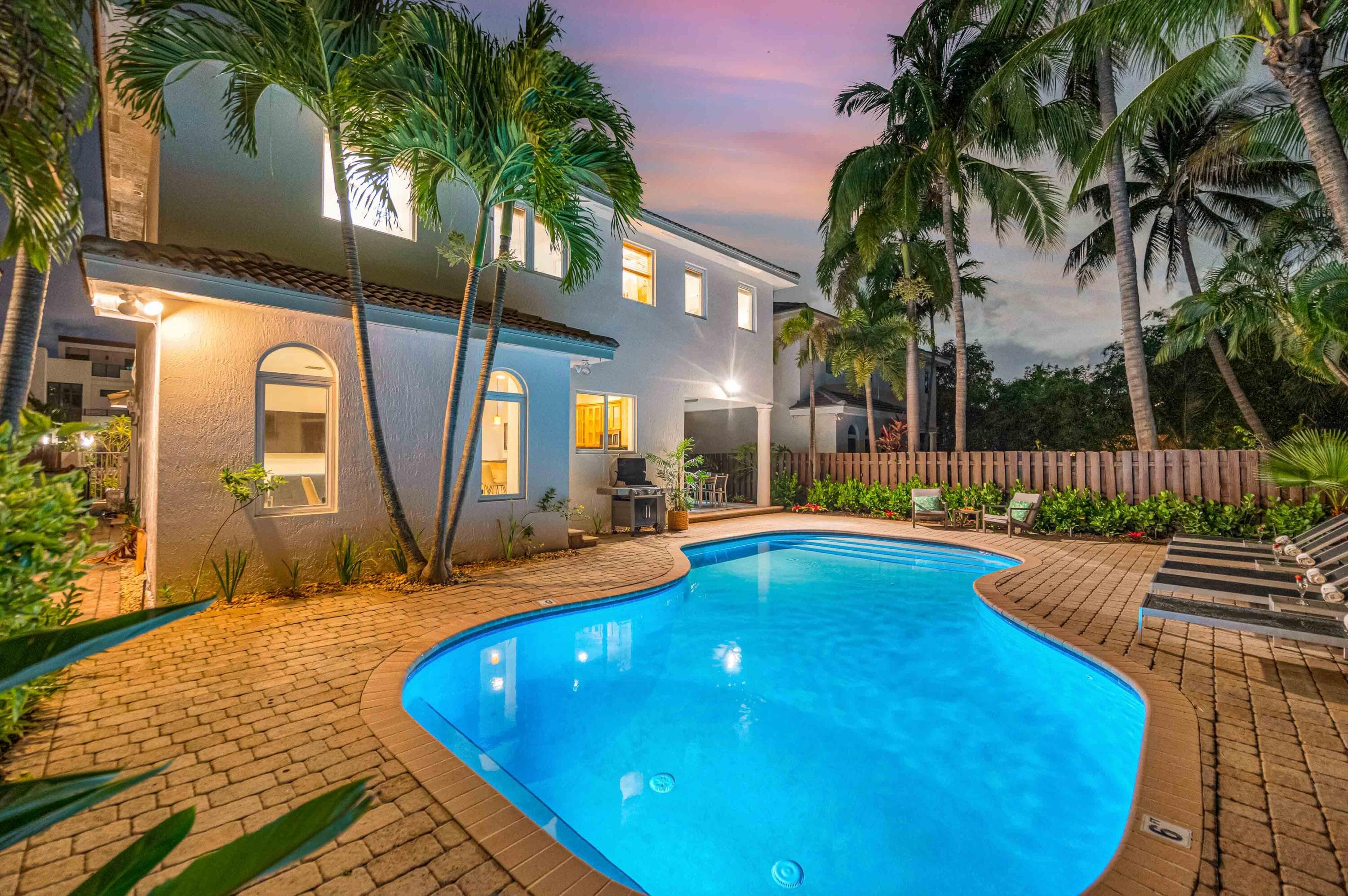 3315 NE 17th Street — photo 1